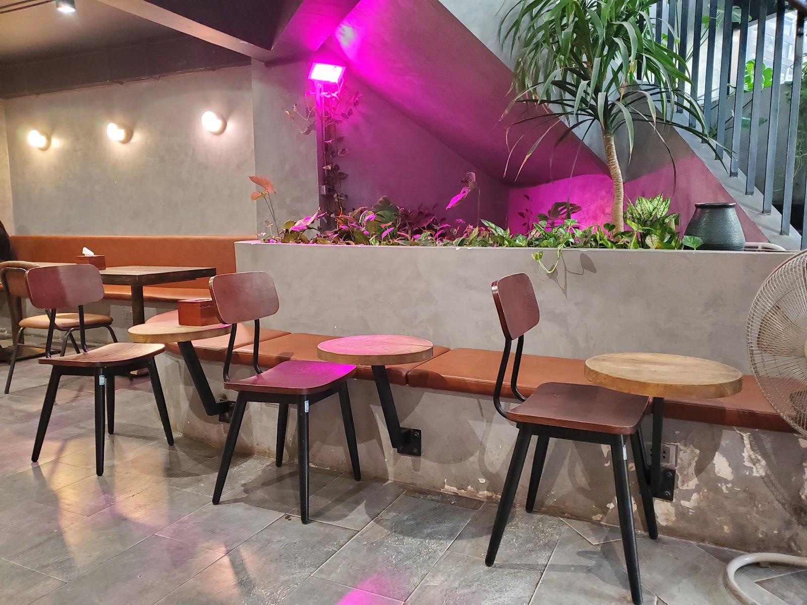 Clubhouse cafe