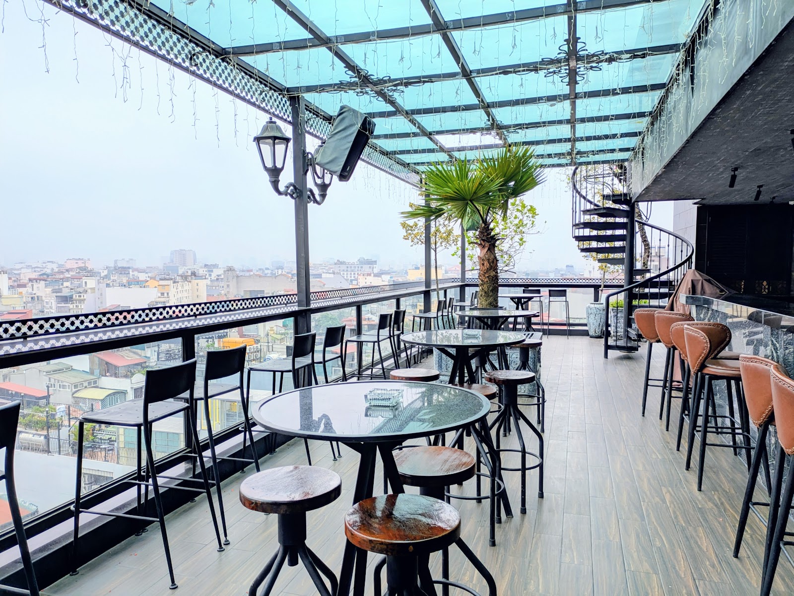 Diamond Sky Bar