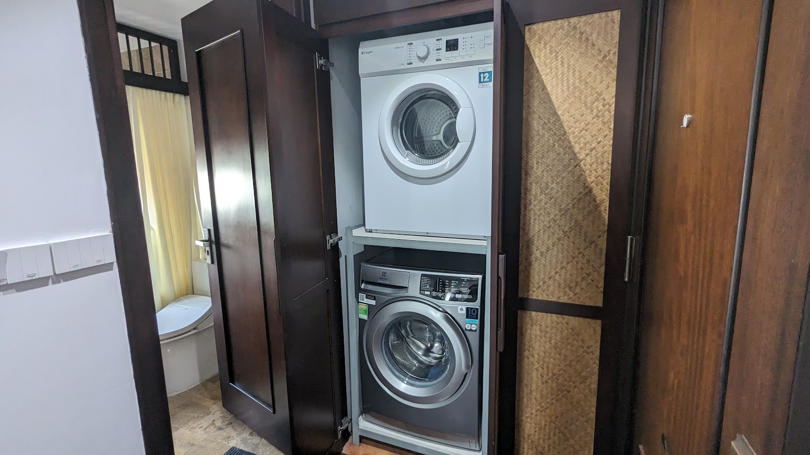 FLESTA Đội Cấn Serviced Apartment & Hotel