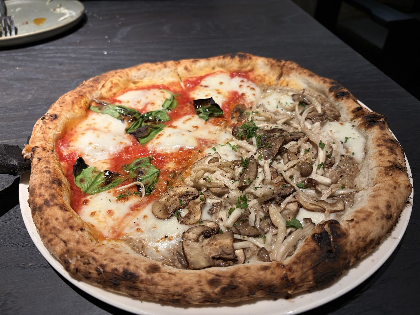 Pizza 4P's Hanoi Centre