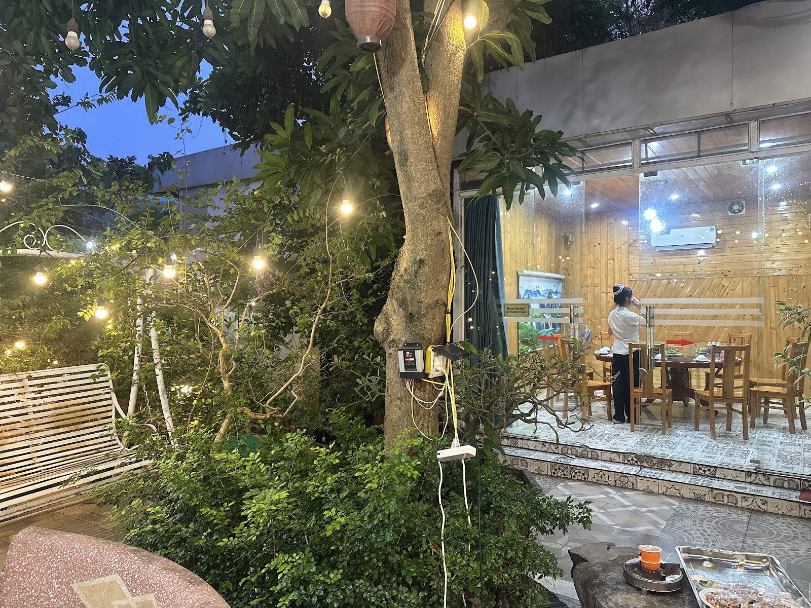 The Hung Snake Restaurant